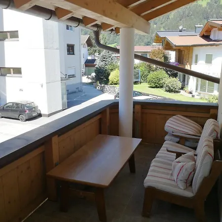 Chalet Waldheim Apartment Zell am Ziller